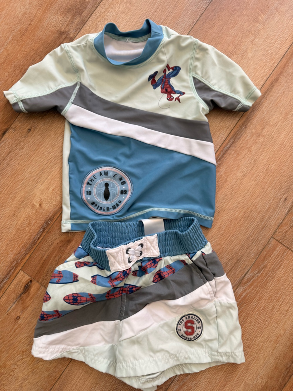 Disney Spider-Man Short Sleeve Rashguard Swim Set in Seafoam, Light Blue & Gray